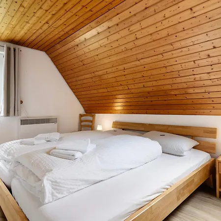 Haus 1 Hanselishof - 2 *