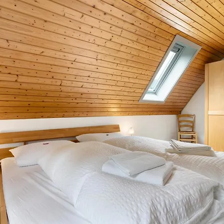 Haus 1 Hanselishof - 2 Nyaraló